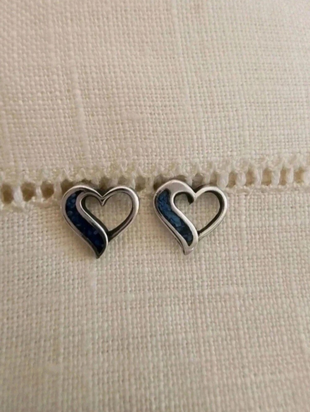 Cute Vintage 90s Sterling Silver & Inlaid Turquoise Heart Stud Post Earrings 925